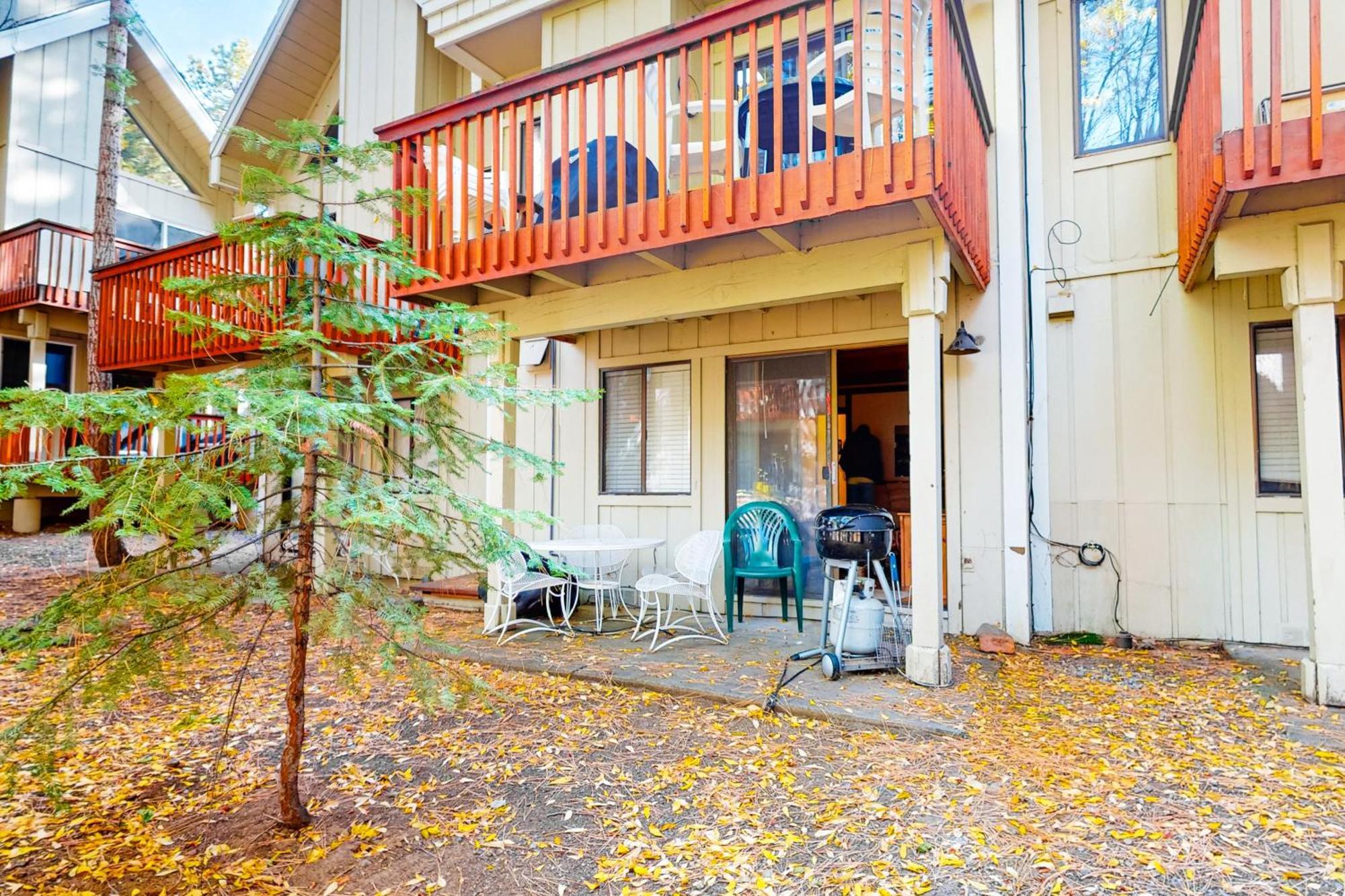 Creekside Retreat & Sierra Townhome Incline Village Room photo